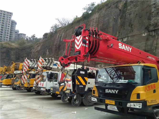 锦屏县吊车出租按什么计费？台班费、单次费、里程费怎么算？