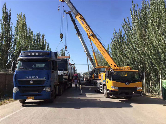 锦屏县“省油又稳当”—— 吊车的 “智能节能” 技术